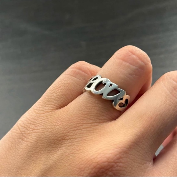 James Avery Jewelry - Retired James Avery Love Script Ring